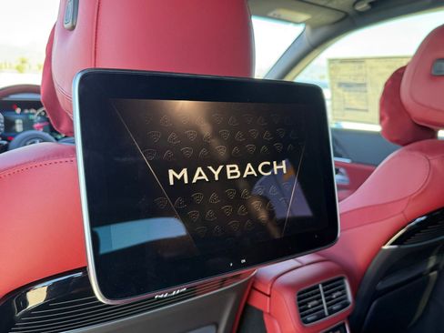 New 2026 Mercedes-Benz Maybach GLS 600 4MATIC image 32