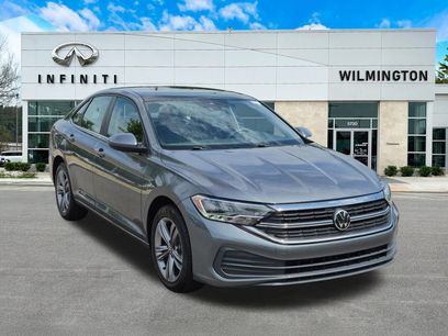 Used 2024 Volkswagen Jetta SE w/ Panoramic Sunroof Package