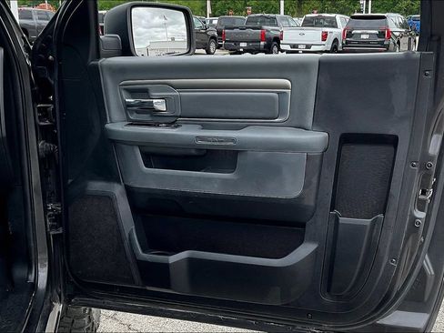 Used 2018 RAM 1500 Tradesman w/ Power & Remote Entry Group AWD/4WD image 17