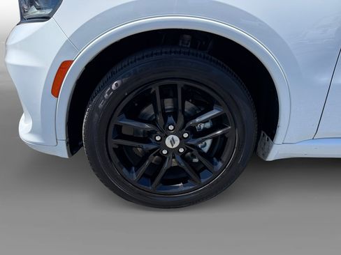 Used 2024 Dodge Durango GT RWD image 9