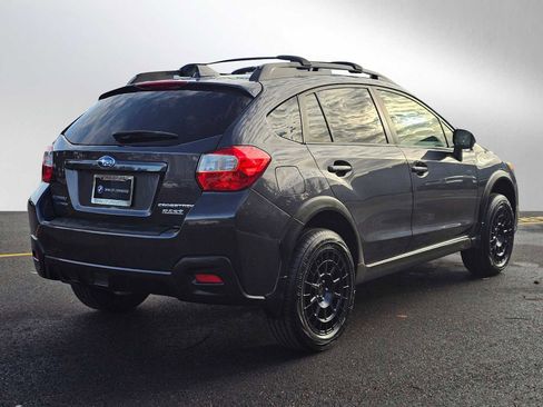 Used 2017 Subaru Crosstrek 2.0i Premium image 3
