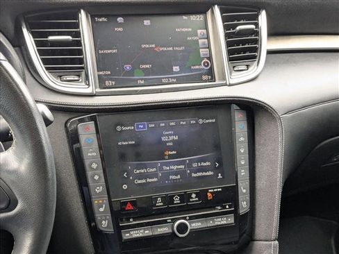 Used 2019 INFINITI QX50 Essential w/ Sensory Package image 14