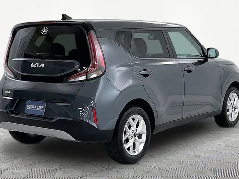 Used 2023 Kia Soul LX w/ Option Group 015 FWD image 6