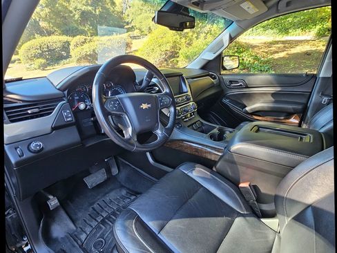 Used 2019 Chevrolet Tahoe LT image 22