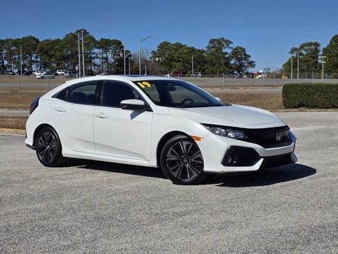 Used 2019 Honda Civic EX image 1