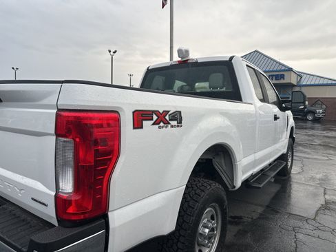 Used 2019 Ford F250 XL w/ XL Value Package image 3