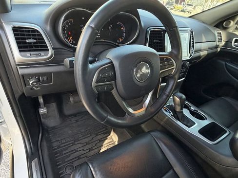 Used 2021 Jeep Grand Cherokee Limited w/ Luxury Group II RWD image 18