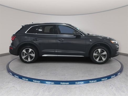 Certified 2023 Audi Q5 2.0T Premium w/ Convenience Package image 4