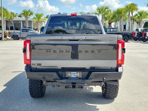 New 2026 Ford F250 Lariat w/ Black Appearance Package AWD/4WD image 9