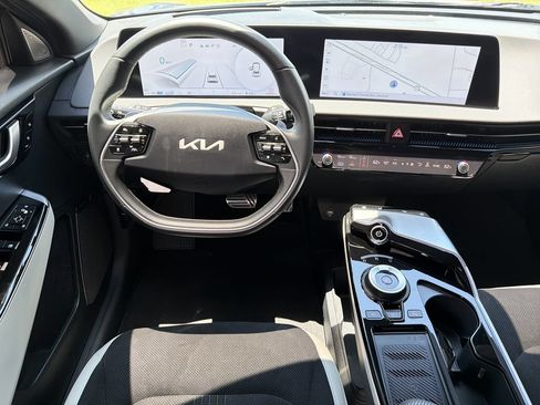 Used 2024 Kia EV6 GT-Line RWD image 16