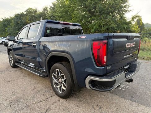 Used 2023 GMC Sierra 1500 SLT w/ SLT Premium Package AWD/4WD image 4
