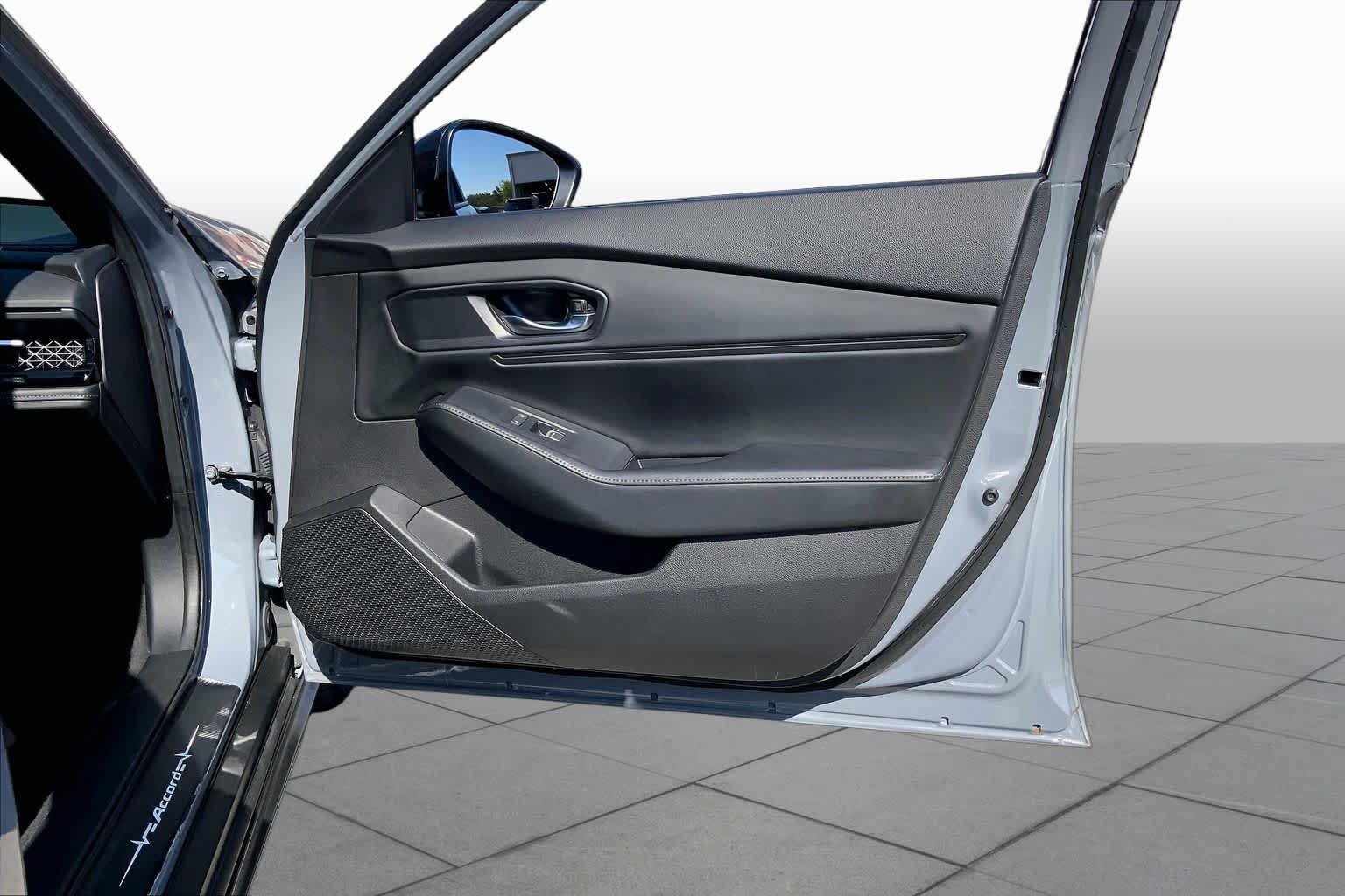 Used 2023 Honda Accord Sport image 23