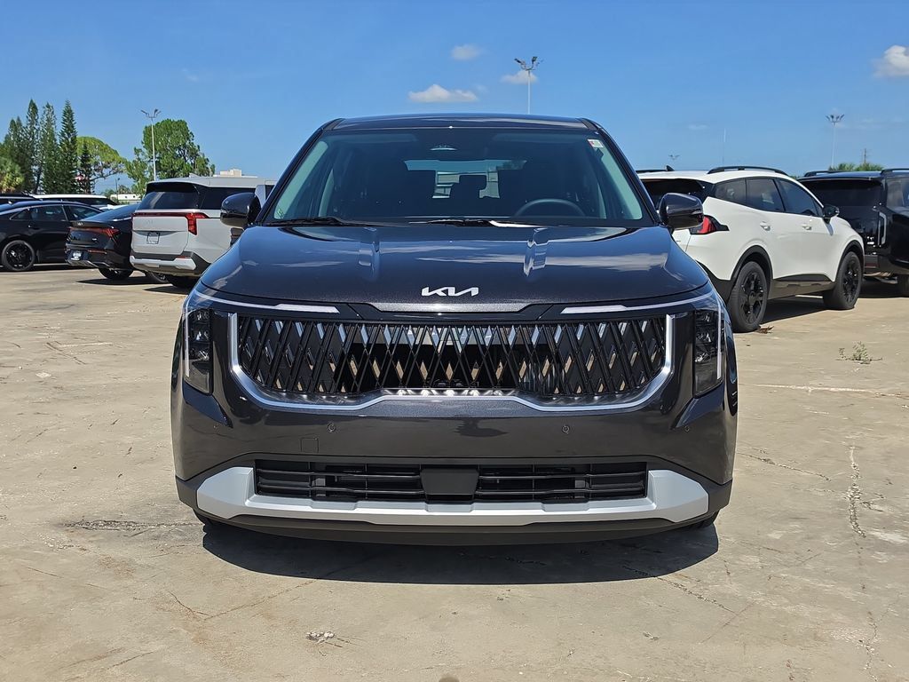 New 2027 Kia Carnival LXS FWD image 3