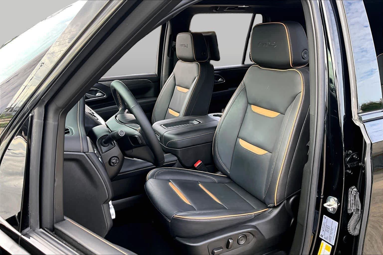 Used 2024 GMC Yukon AT4 AWD/4WD image 8