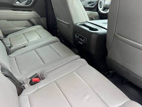 Used 2024 Chevrolet Tahoe LT AWD/4WD image 19