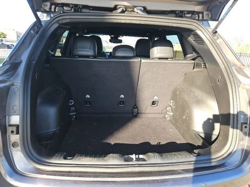 Used 2024 Jeep Compass Latitude w/ Convenience Group image 30