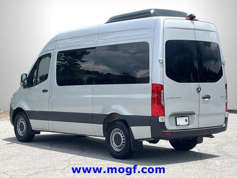 Used 2024 Mercedes-Benz Sprinter 2500 image 2