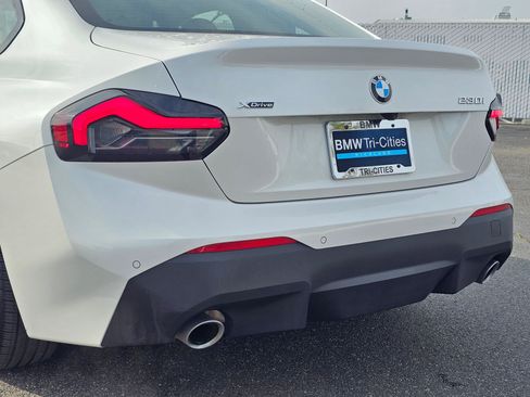 Certified 2024 BMW 230i xDrive Coupe w/ Premium Package image 7