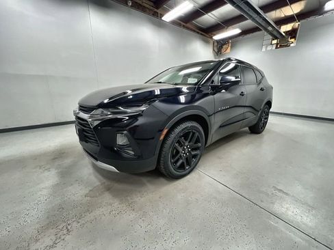 Used 2020 Chevrolet Blazer LT w/ Sound & Technology Package AWD/4WD image 4