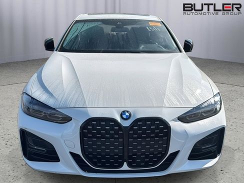 Used 2022 BMW 430i xDrive Coupe w/ M Sport Package image 3