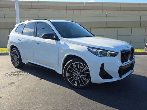 Used 2024 BMW X1 M35i w/ Premium Package image 26