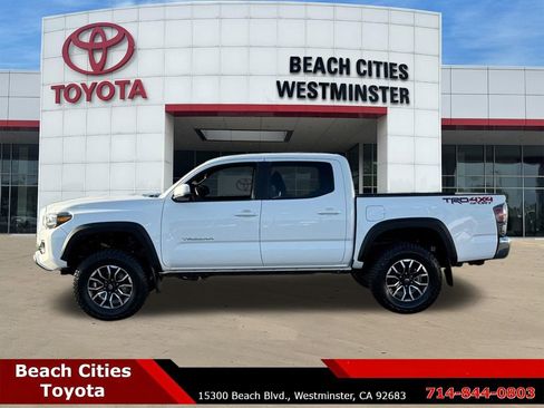 Used 2023 Toyota Tacoma TRD Sport AWD/4WD image 7