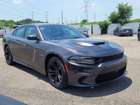 Used 2022 Dodge Charger R/T RWD image 11