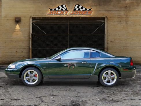 Used 2001 Ford Mustang GT RWD image 3