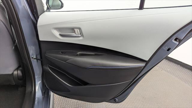 Used 2022 Toyota Corolla SE FWD image 19