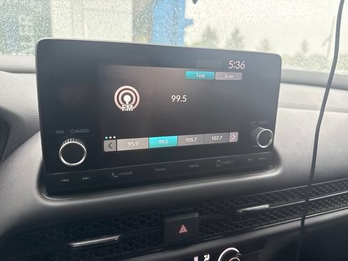 Used 2024 Honda HR-V LX image 10