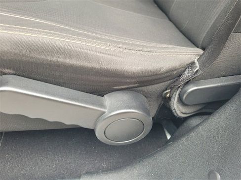 Certified 2017 Jeep Wrangler Unlimited Sahara w/ Connectivity Group image 6