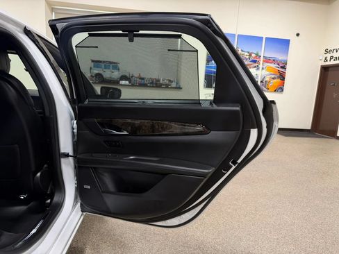Used 2018 Cadillac CT6 Luxury AWD/4WD image 26