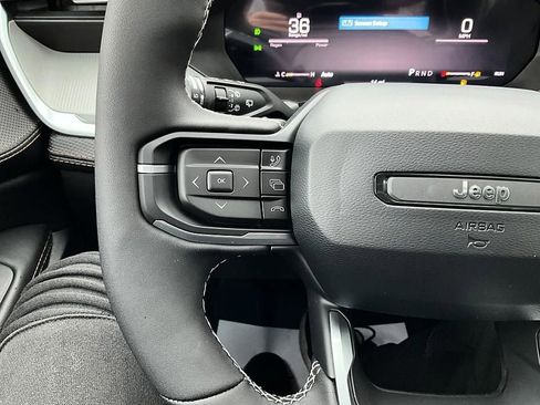 New 2026 Jeep Cherokee Limited AWD/4WD image 19