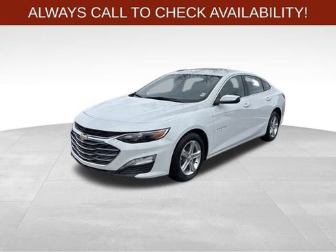 Used 2024 Chevrolet Malibu LT image 3