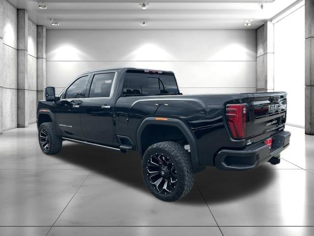 Used 2025 GMC Sierra 3500 Denali Ultimate AWD/4WD image 6