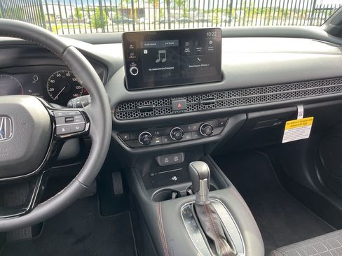 Certified 2026 Honda HR-V Sport image 18