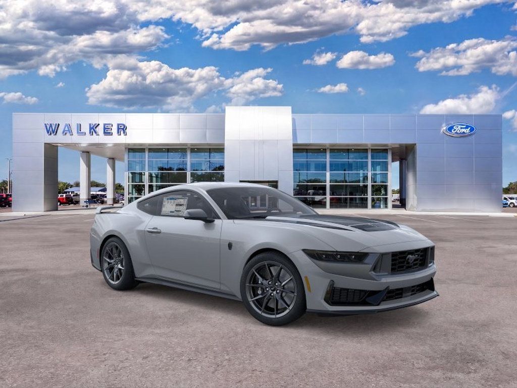 New 2026 Ford Mustang Dark Horse RWD image 7