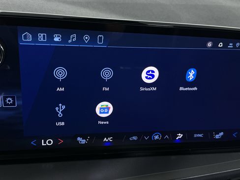 New 2026 Chevrolet Traverse LT w/ Sun and Wheel Package image 49