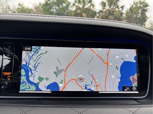 Used 2016 Mercedes-Benz S 63 AMG 4MATIC Sedan image 32