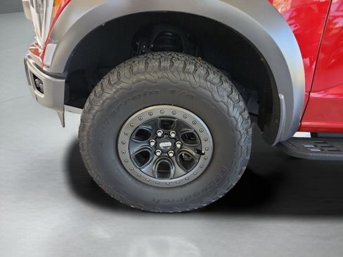 Used 2023 Ford F150 Raptor w/ Raptor Carbon Fiber Package image 28