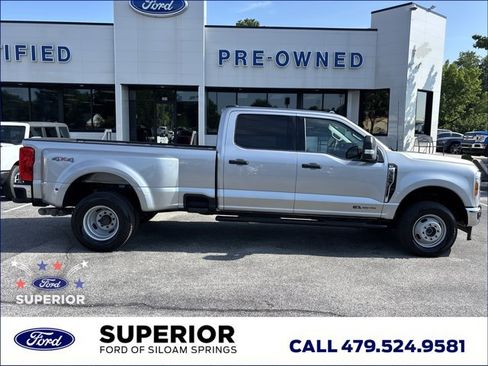 Used 2023 Ford F350 XLT AWD/4WD image 2