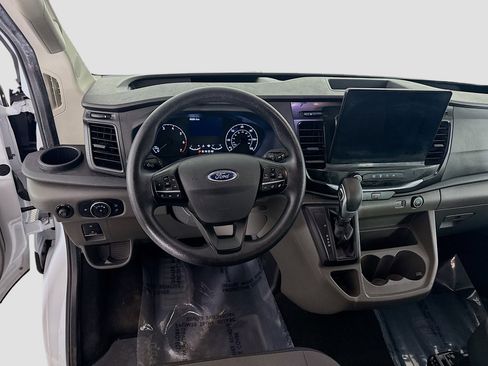 Used 2023 Ford Transit 350 XLT image 17