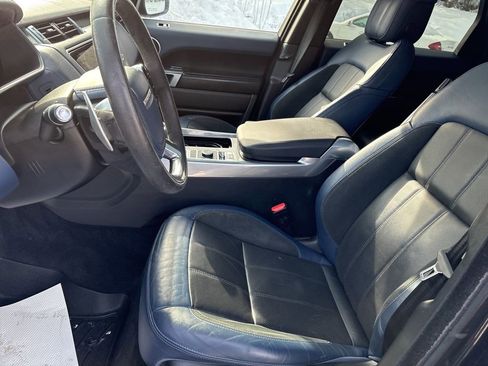 Used 2019 Land Rover Range Rover Sport HST image 9
