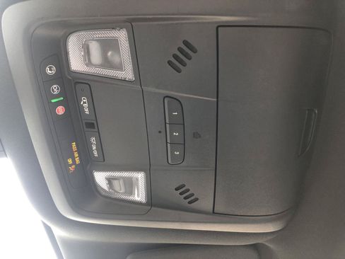 Used 2023 Buick Enclave Premium AWD/4WD image 30