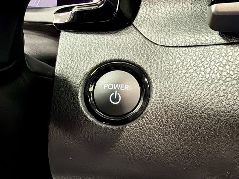 Used 2026 Toyota Camry LE image 30