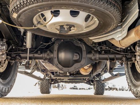 Used 2024 GMC Sierra 3500 Denali Ultimate image 16