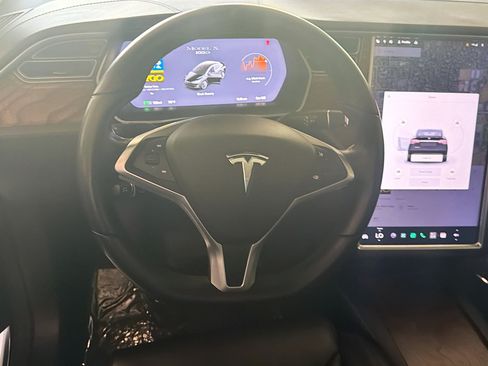 Used 2018 Tesla Model X 100D AWD/4WD image 18