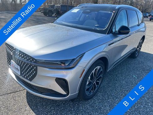 New 2026 Lincoln Nautilus Reserve image 5