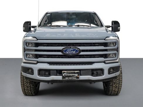 Used 2024 Ford F250 Lariat w/ Lariat Ultimate Package AWD/4WD image 3