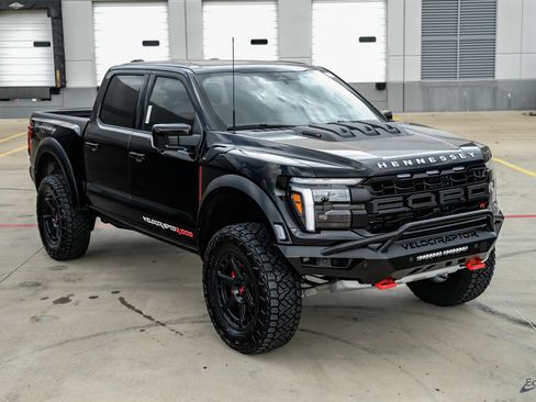 Used 2026 Ford F150 Raptor w/ Equipment Group 803A Raptor R AWD/4WD image 32